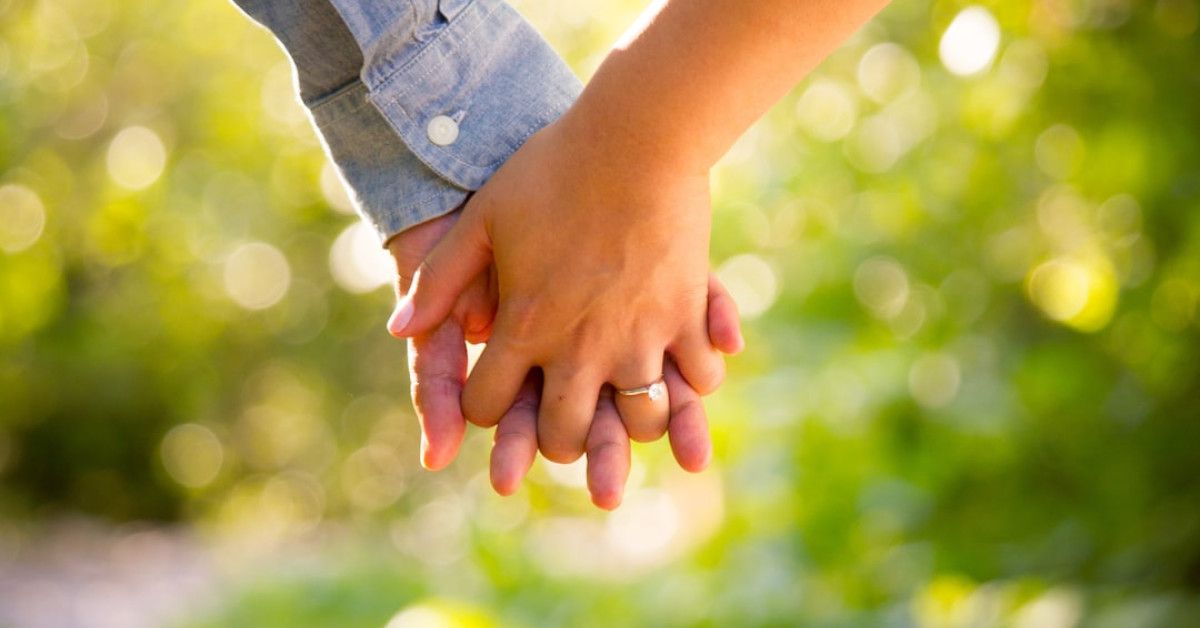 Top 11 Carrier Oils for Your Skin's Nourishment and Health.